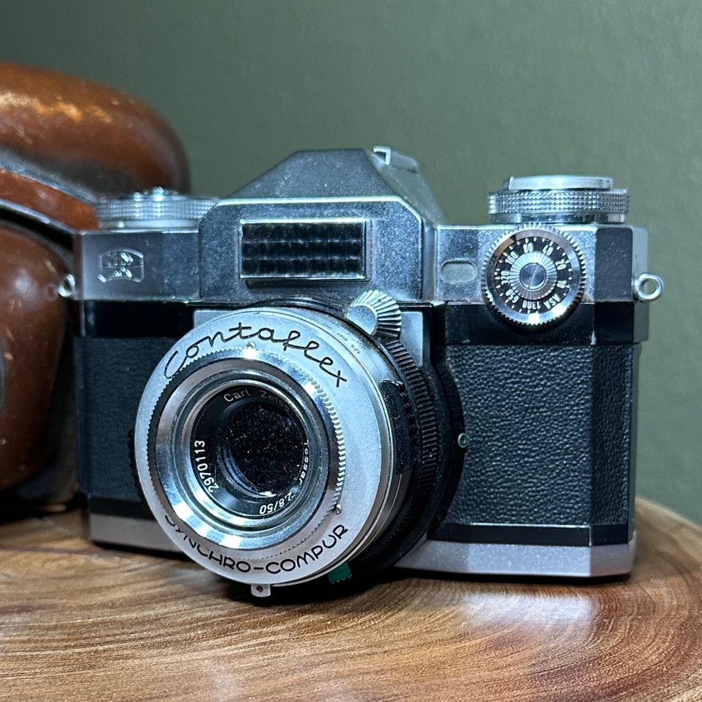 ZEISS IKON Contaflex Super with Case - Needs CLA